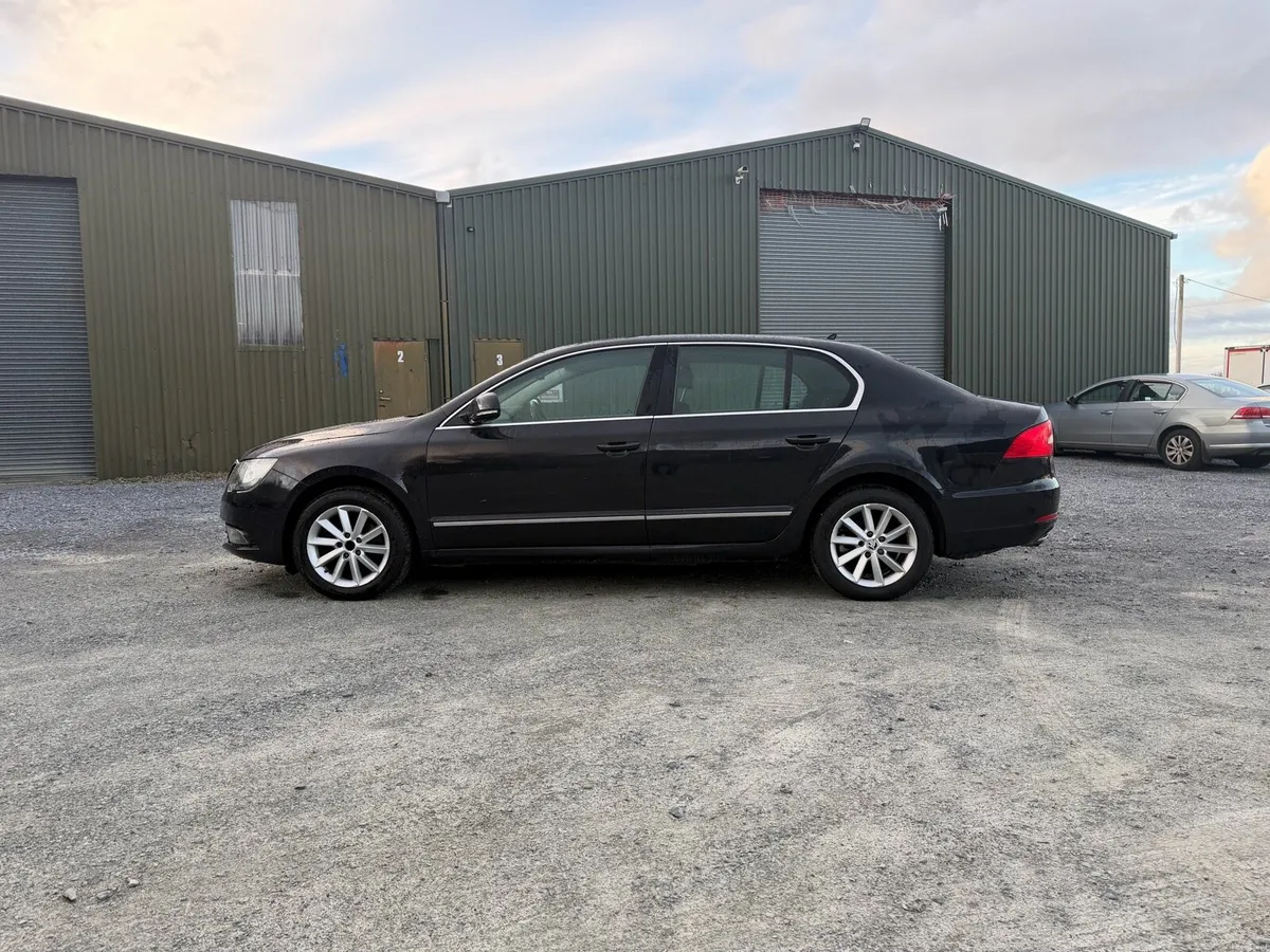 2015 Skoda. Superb 2.0 diesel - Image 4
