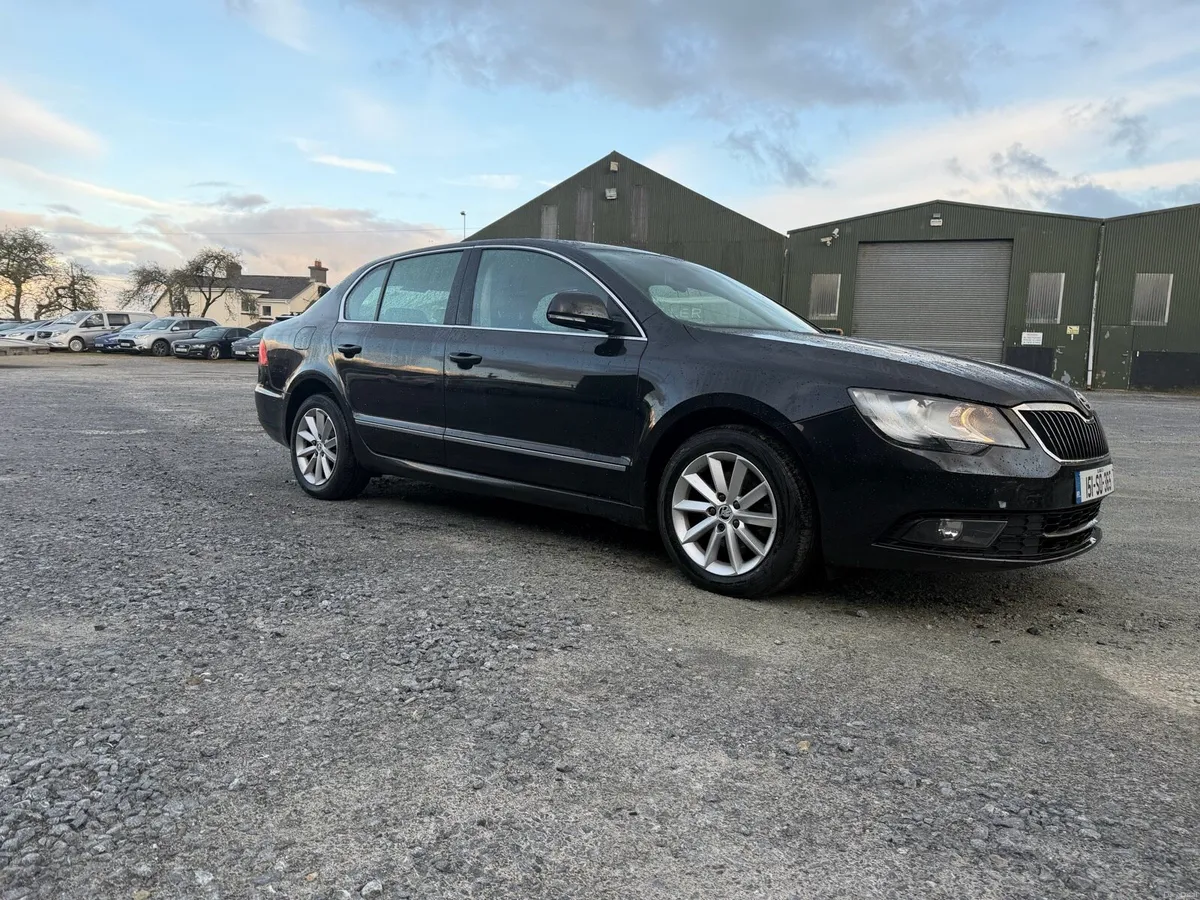 2015 Skoda. Superb 2.0 diesel - Image 3