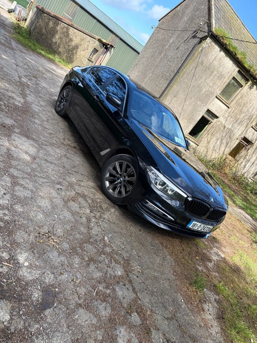 BMW 5-Series 2018 G30 - Image 2