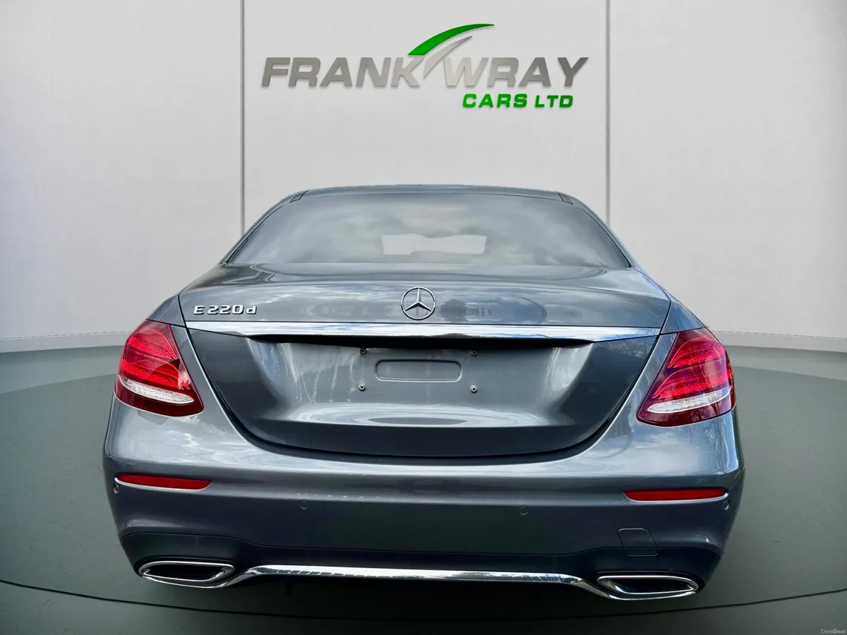 2018 MERCEDES E220 D AMG LINE **REVERSE CAMERA** - Image 6