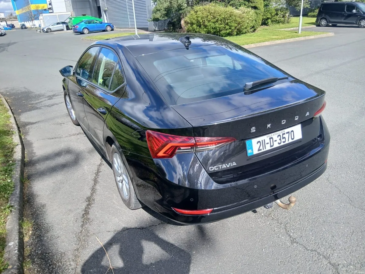 2021 Skoda Octavia low km 20. Diesel. - Image 2