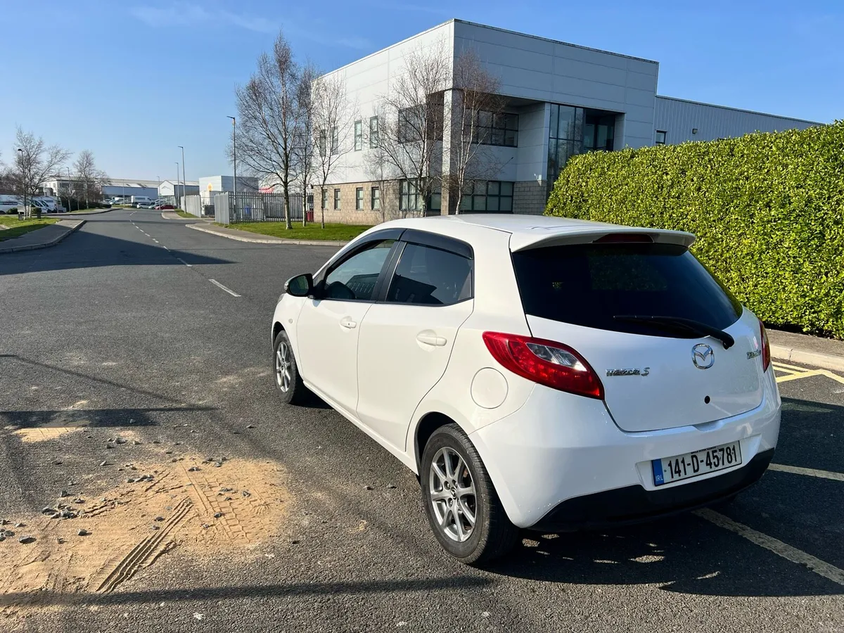 Mazda demio - Image 3