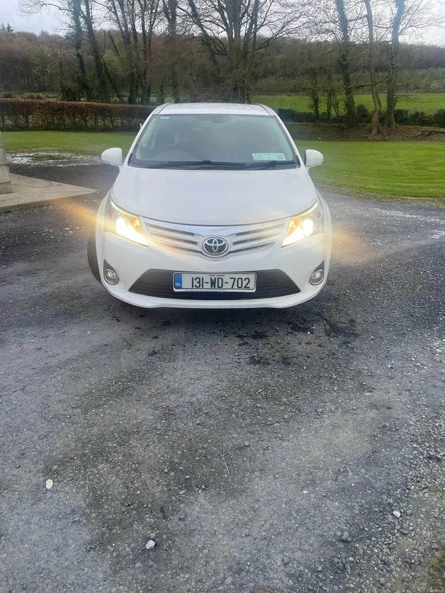 Toyota avensis d4d estate tourer 2.0 d - Image 3