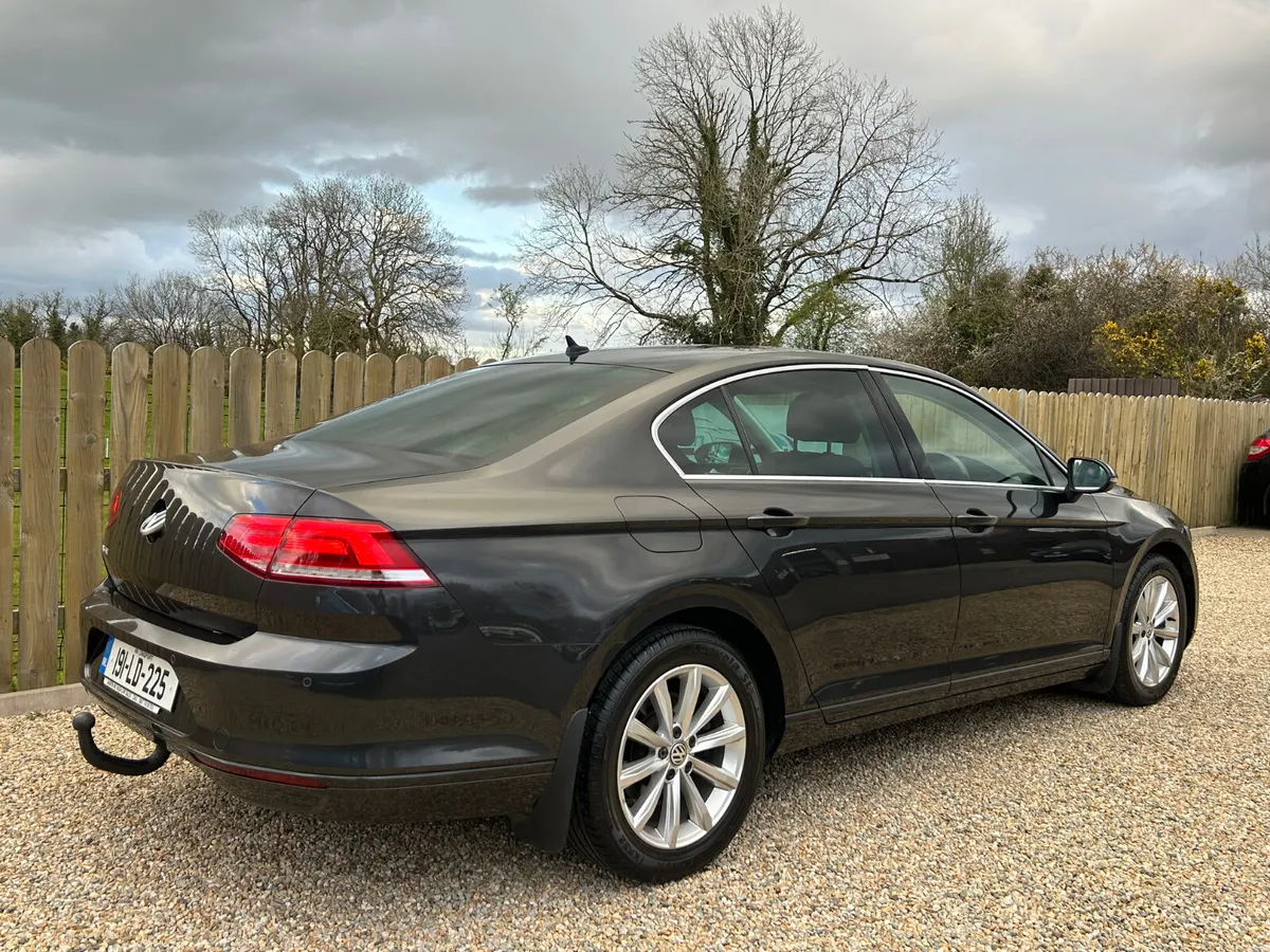 2019 Volkswagen Passat 2,0 Tdi CL - Image 3