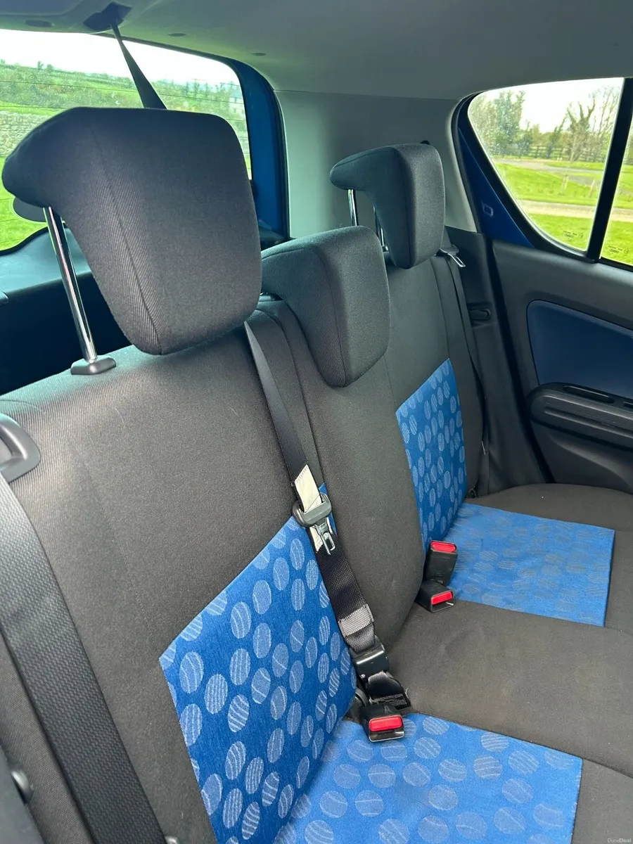 Suzuki Splash 2009 - Image 2