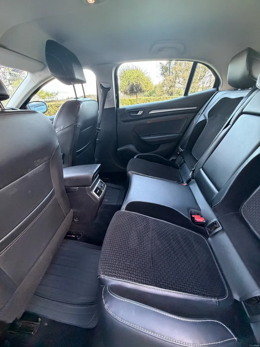 172 Renault Megane 1.5 Deisel - Image 4