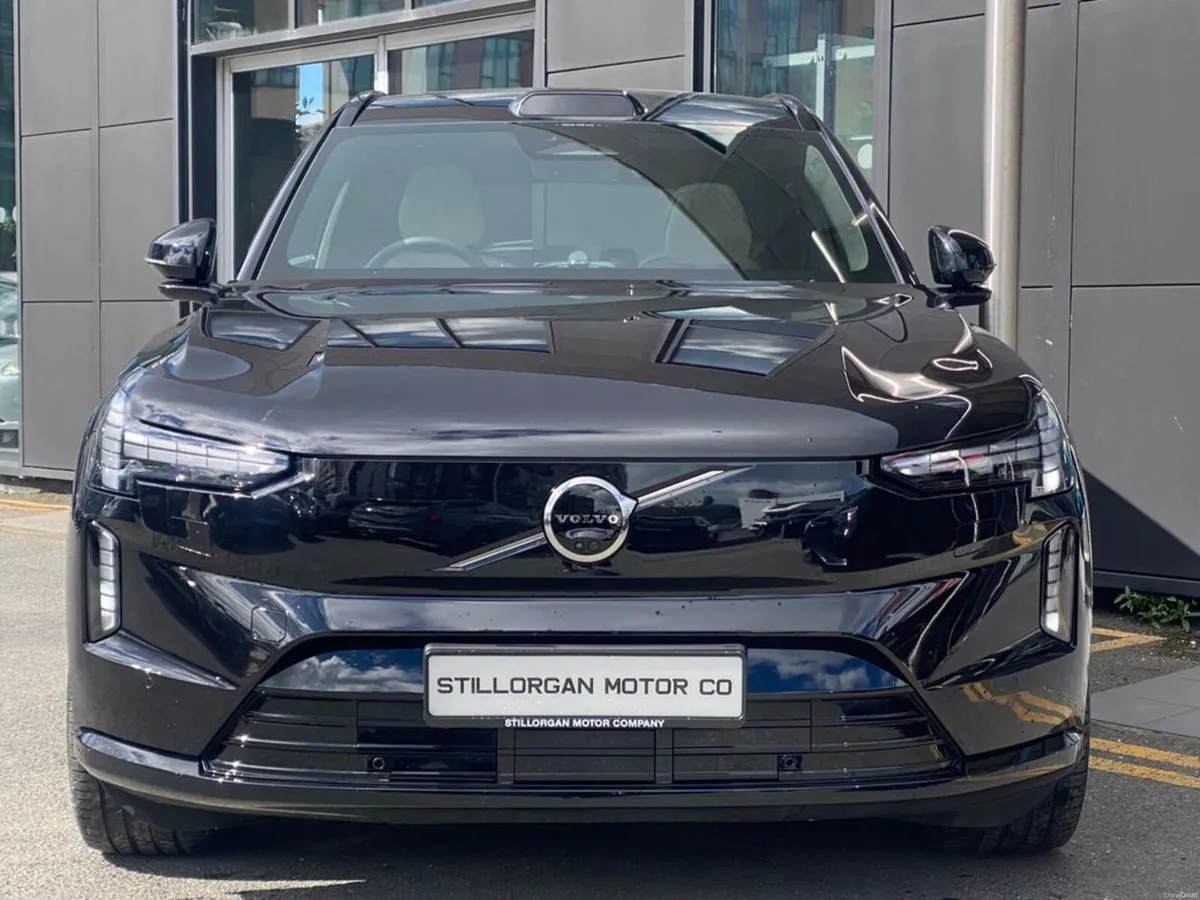 Volvo EX90 Ultra 7 Seater Twin Motor EV Auto - Image 2