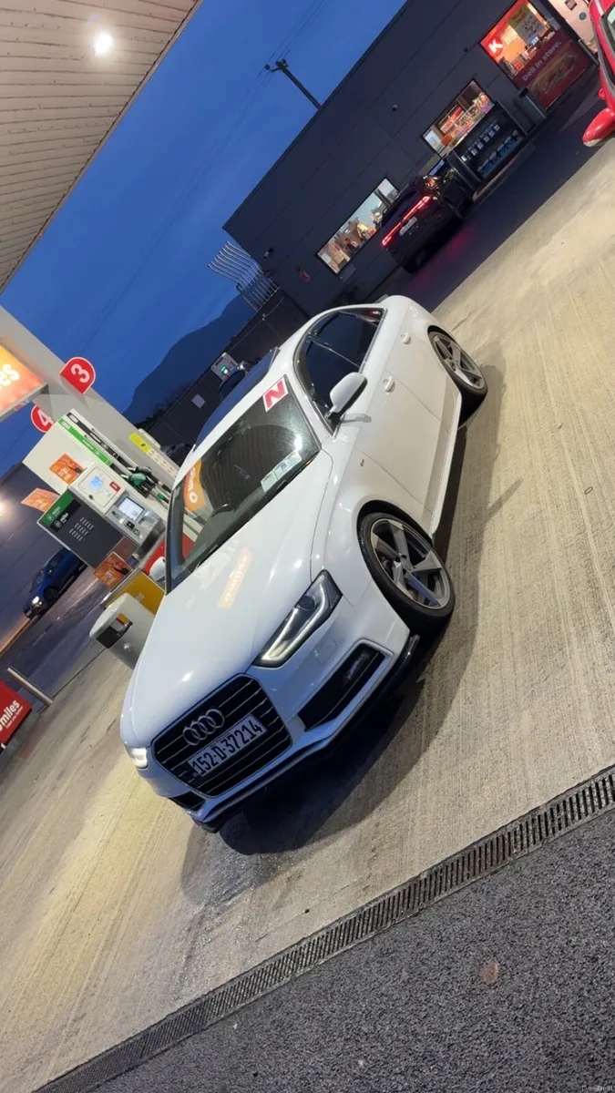 Audi A4 Sunroof Sline Black edition - Image 2