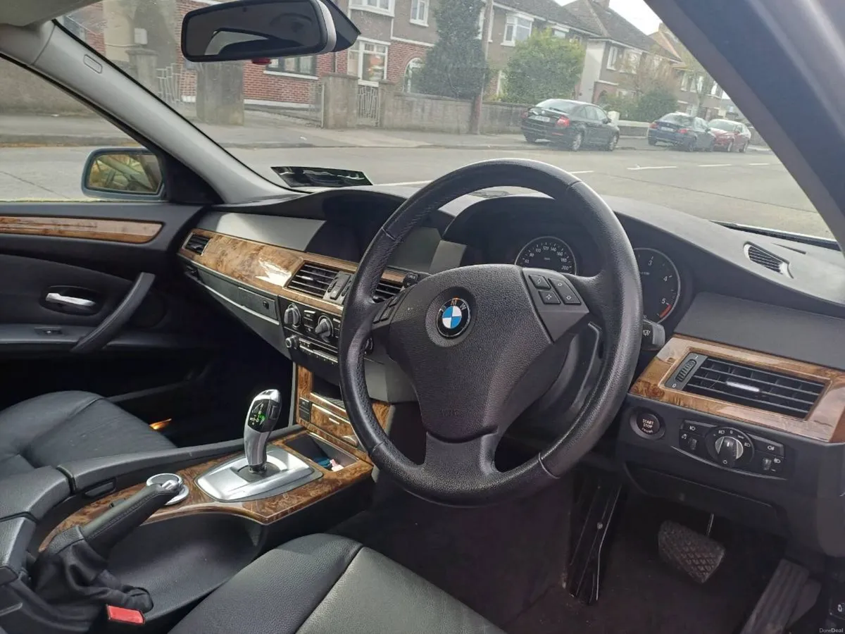 BMW 5 Series 2008 189,000 km - Image 4