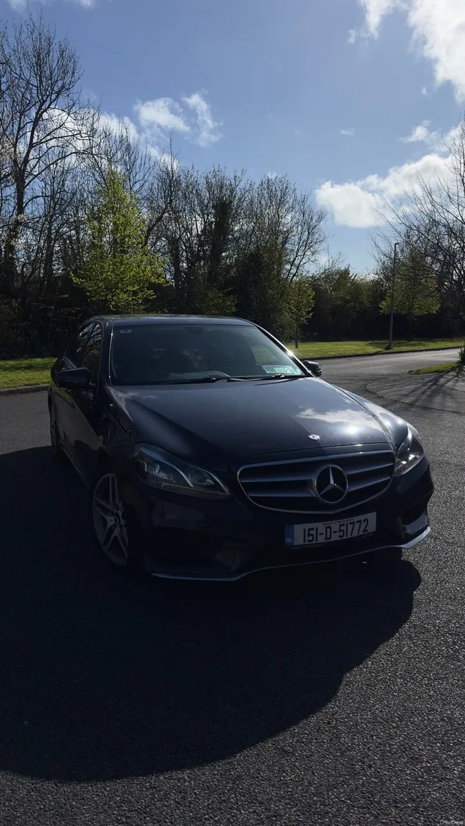 Mercedes Benz E220 Bluetec AMG line 94.5k miles - Image 3
