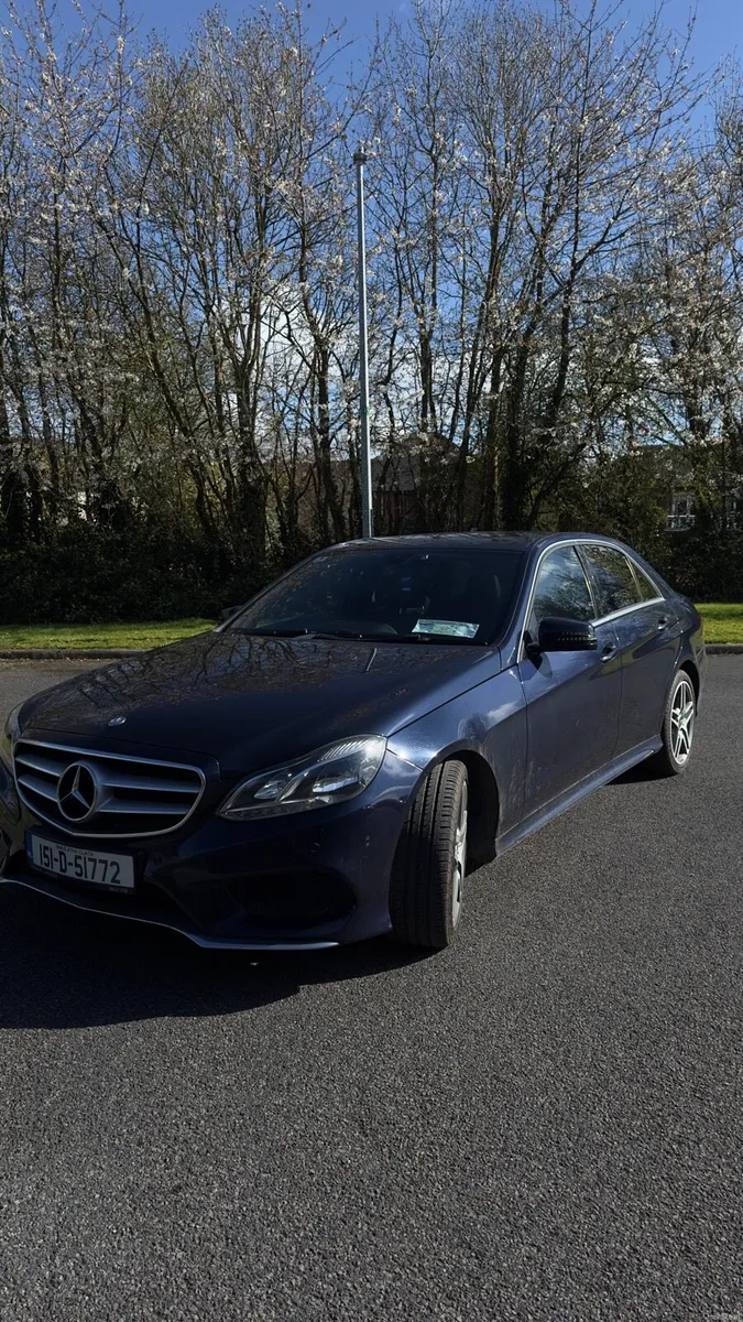 Mercedes Benz E220 Bluetec AMG line 94.5k miles - Image 4