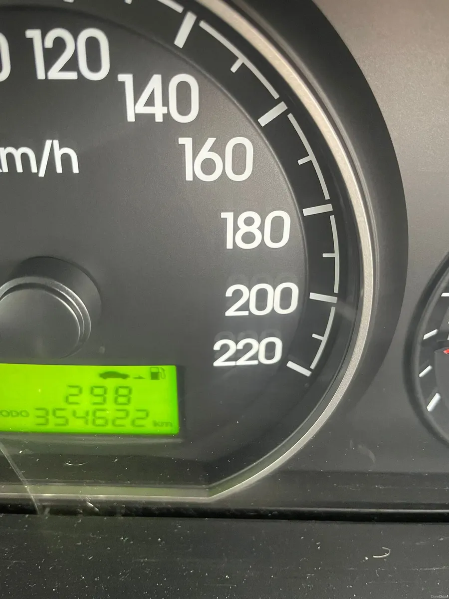 Hyundai montana - Image 2