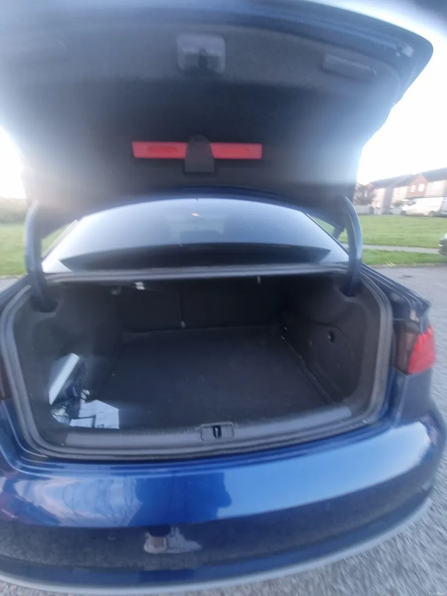 Audi A3 2015 - Image 4