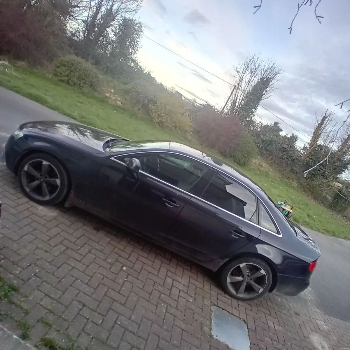 Audi A4 2011 - Image 2