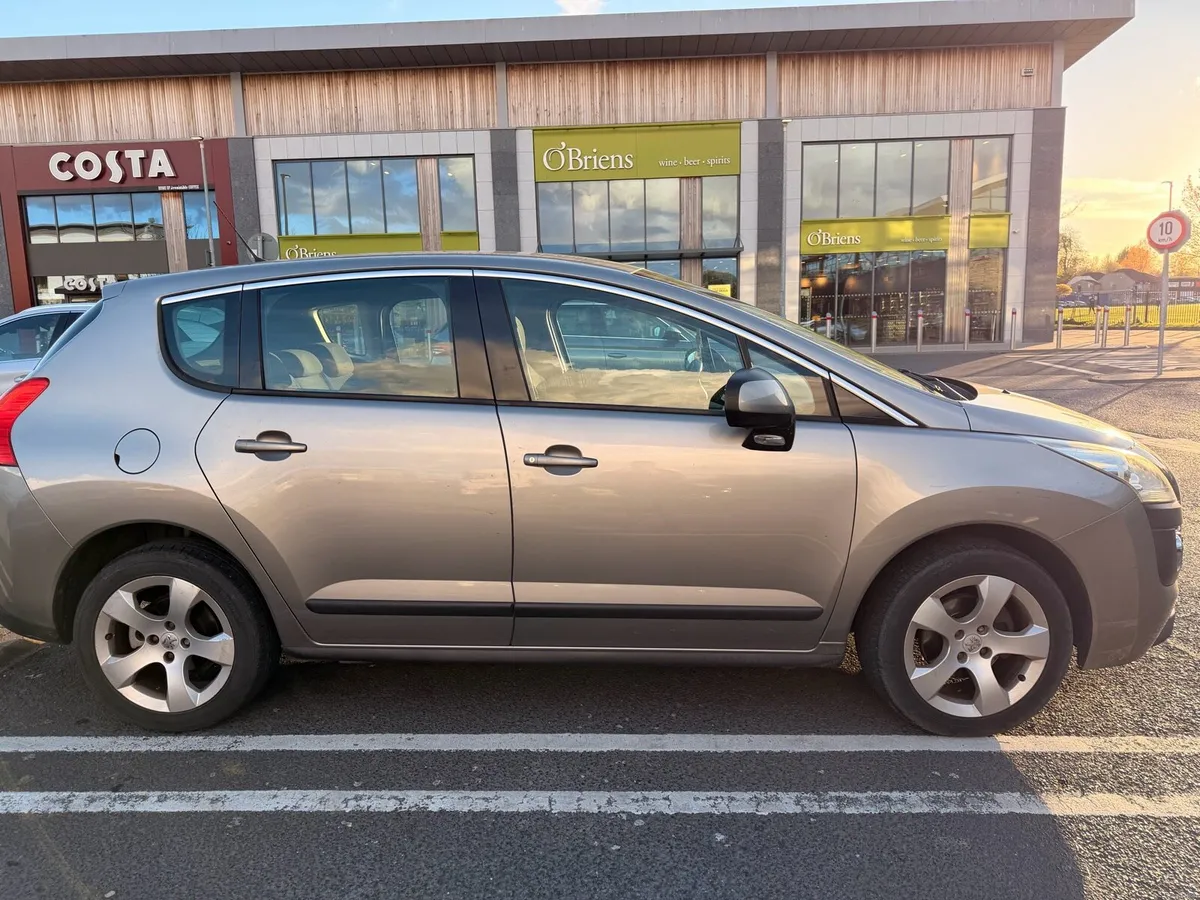 Peugeot 3008 - Image 2