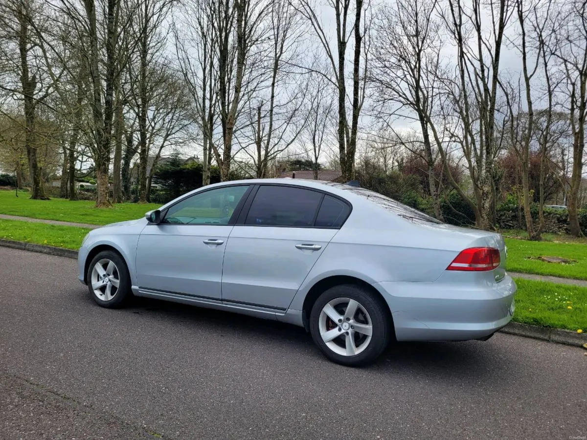 CLEAN 2011 VW PASSAT 1.6 TDI NEW NCT. 11/26. - Image 4