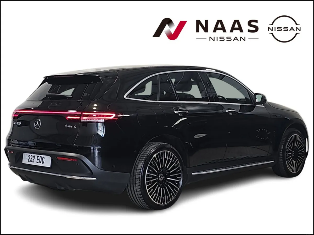 Mercedes-Benz EQC 400 AMG LINE PREMIUM 4MATIC - Image 4