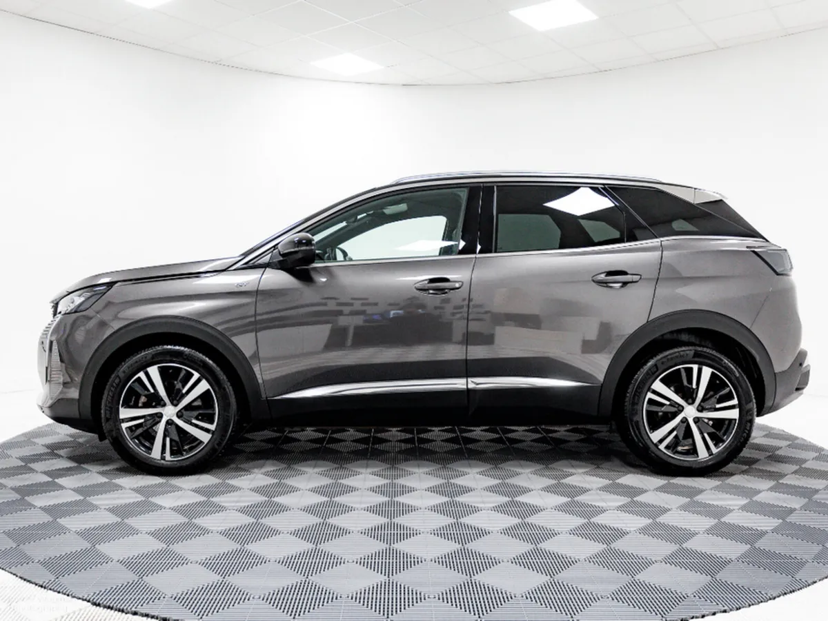 Peugeot 3008 GT 1.2 Hybrid Auto 145HP - Image 4