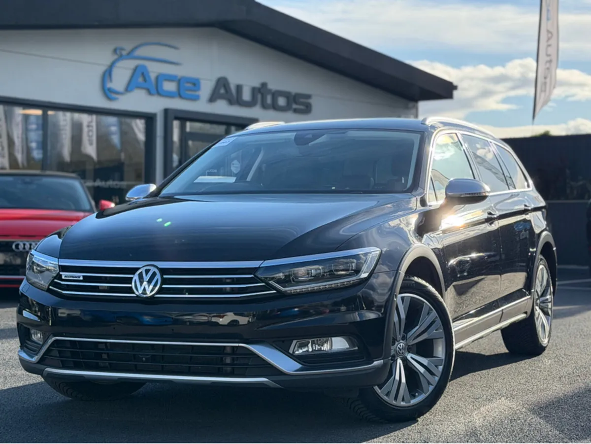 Volkswagen Passat ALLTRACK - 4WD - 2.0L DIESEL - A - Image 1