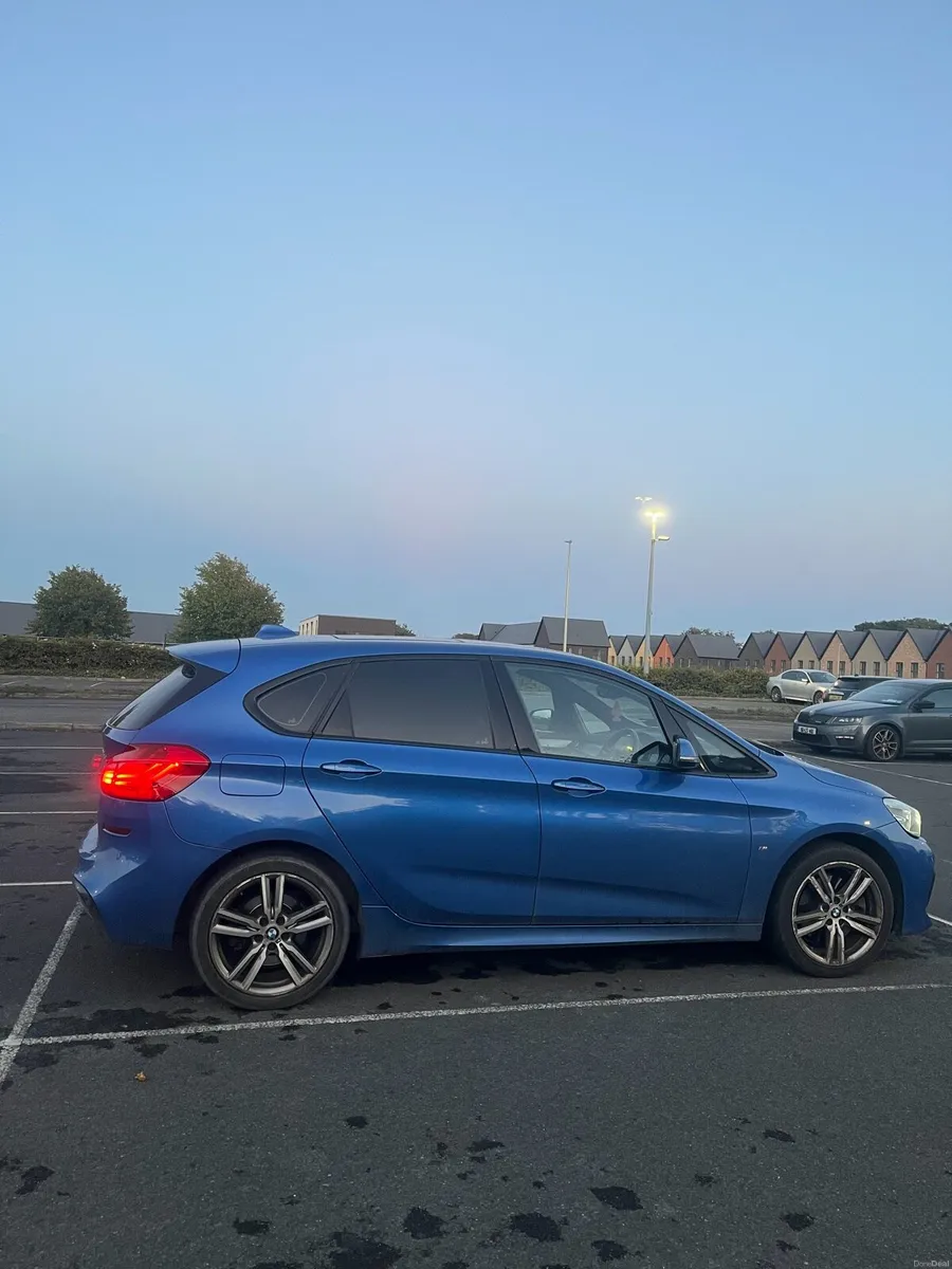 192 BMW 225xe Auto | High Spec | Leather | M Sport - Image 3