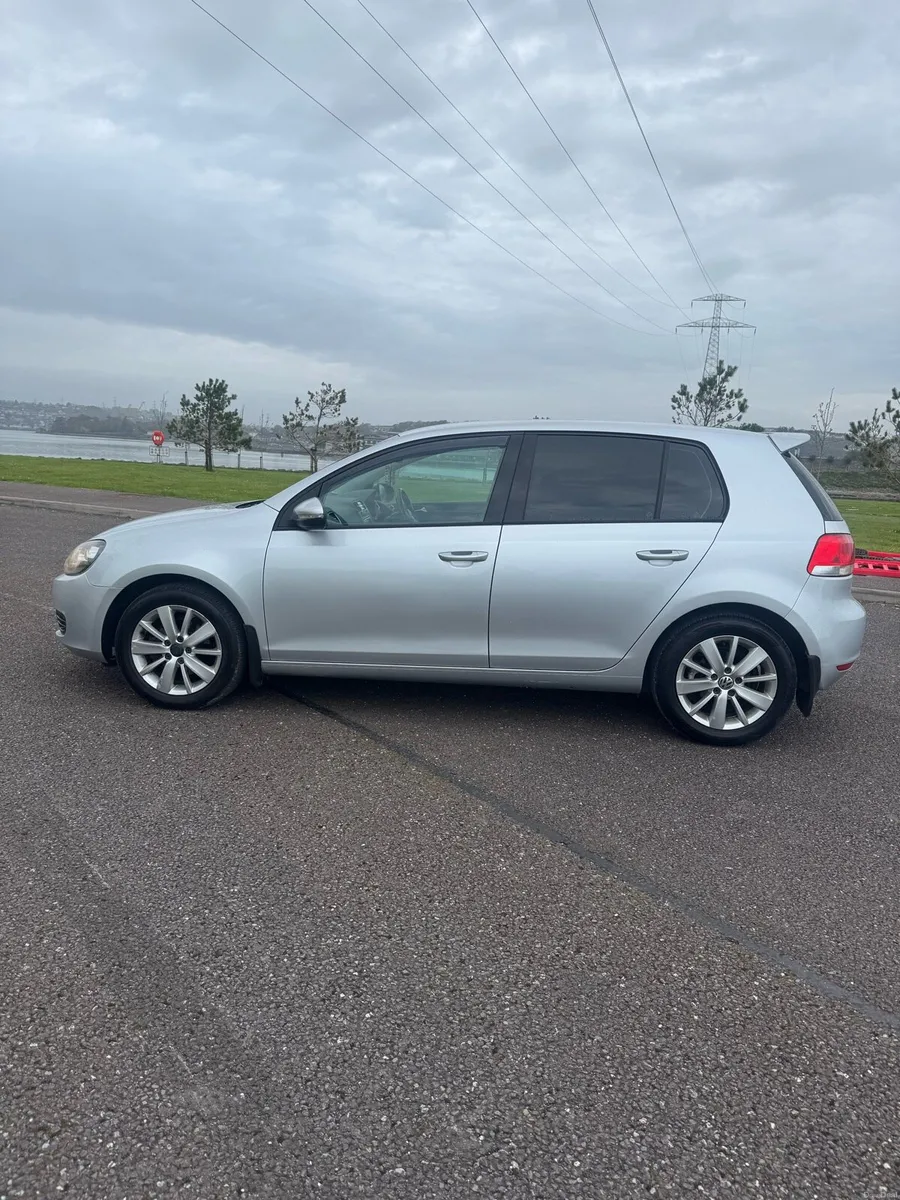 Volkswagen Golf - Image 2