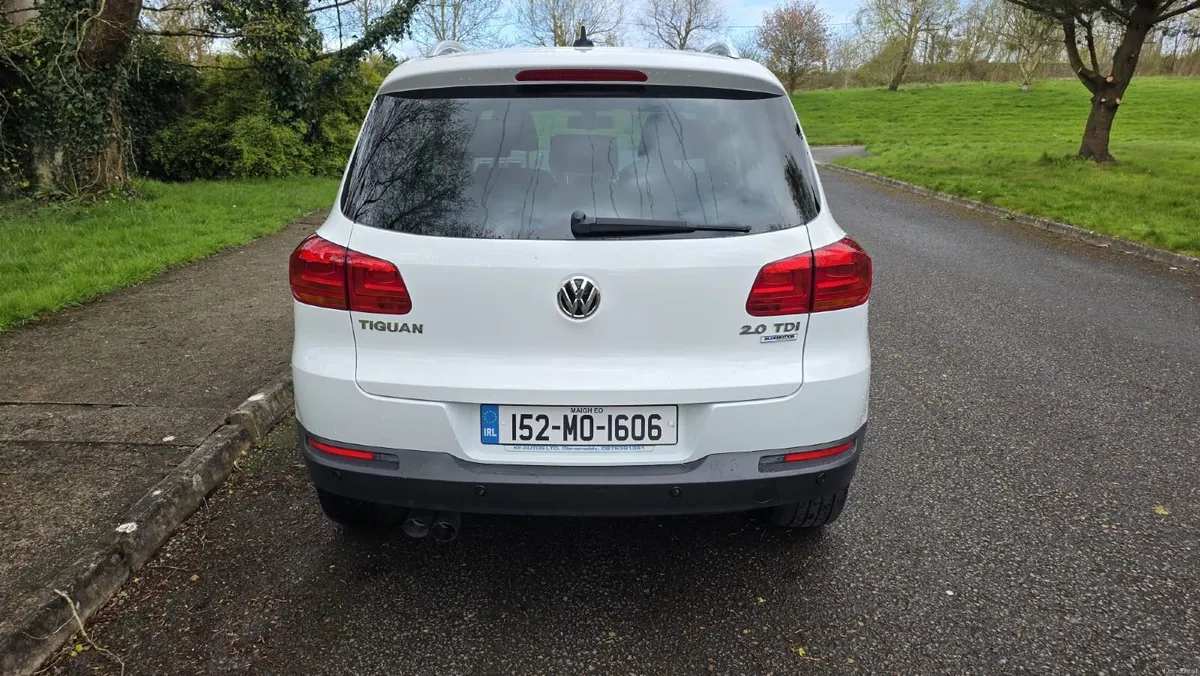 Volkswagen Tiguan 2015 - Image 2