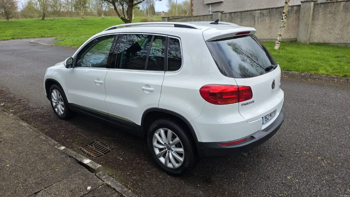 Volkswagen Tiguan 2015 - Image 3