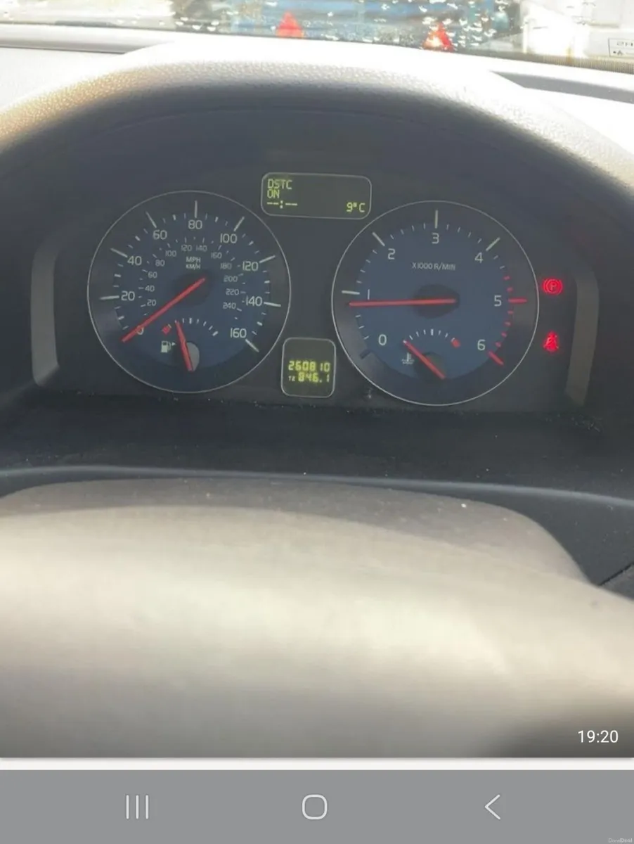 Volvo S40 2010 - Image 3