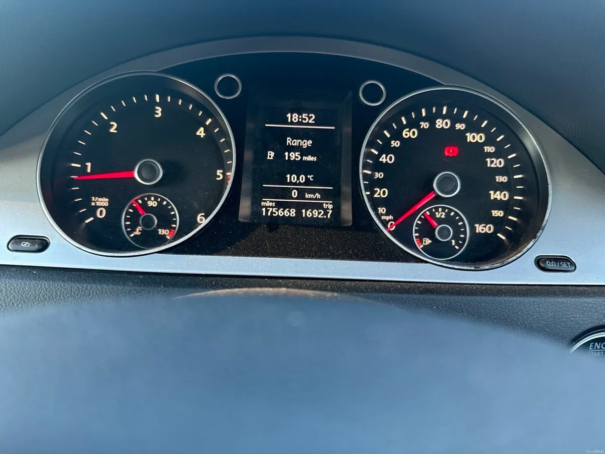 Volkswagen Passat TDI - Image 4