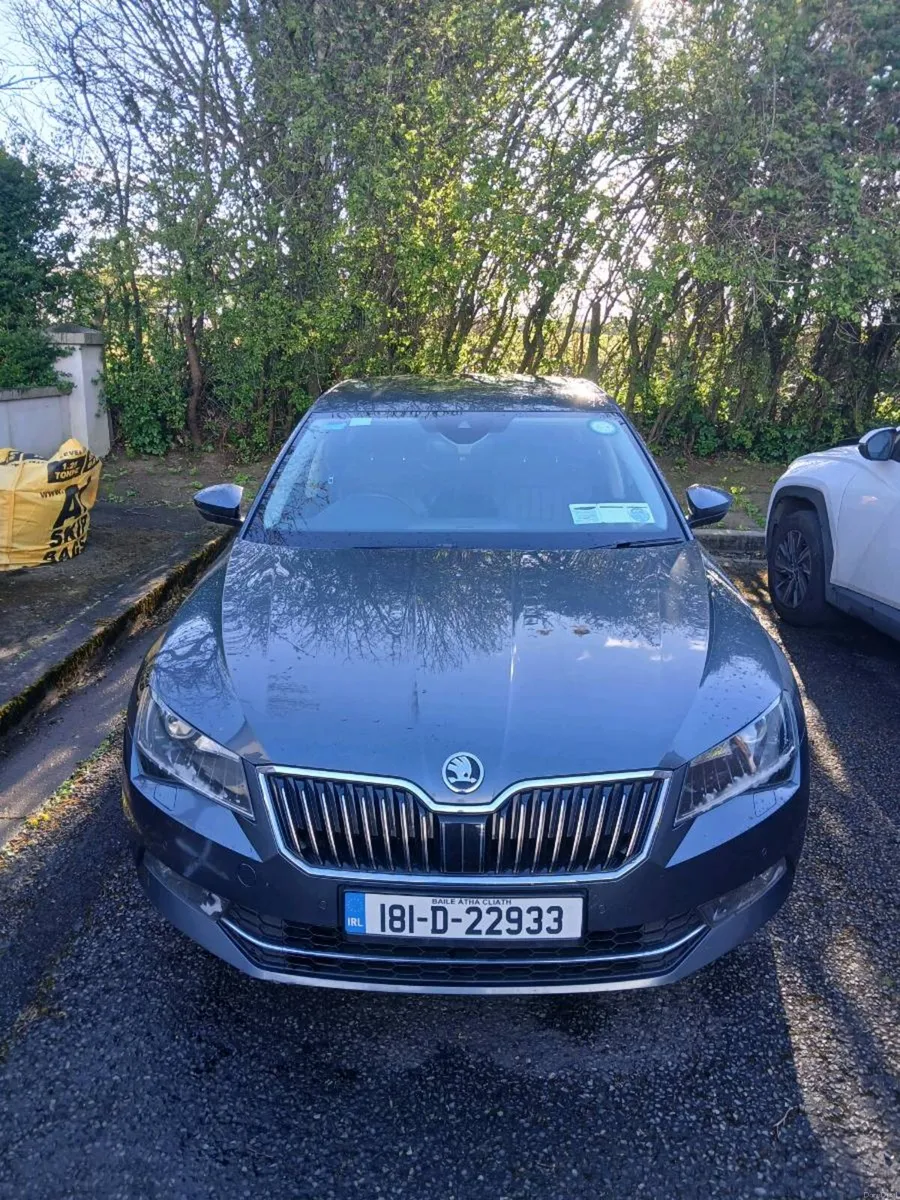Skoda Superb 2018 - Image 2