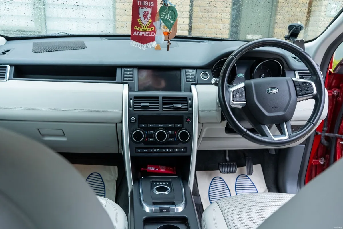 Land Rover Discovery - Image 5