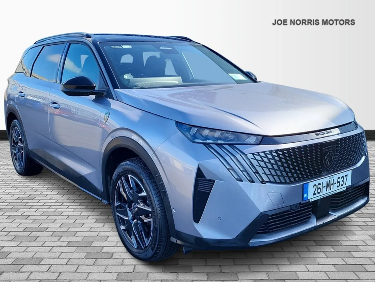 Peugeot 5008 GT HYBRID 145BHP DEMONSTRATION MODEL - Image 1