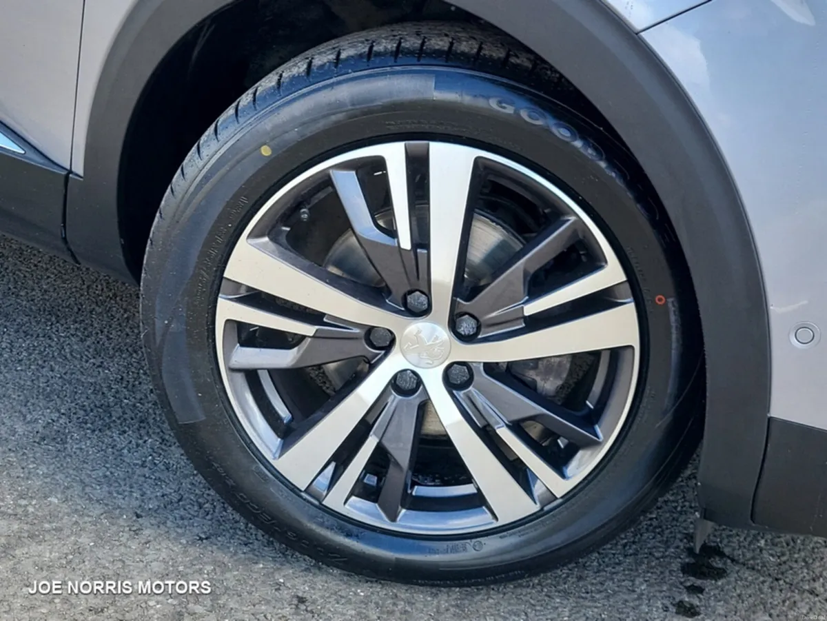 Peugeot 5008 FL ALLURE 1.5 BLUE HDI 13 130 AUTO - Image 5