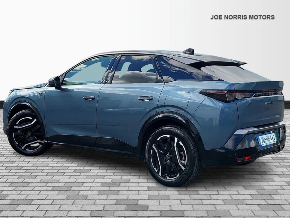 Peugeot 3008 E-GT  210 BHP DEMONSTRATION MODEL - Image 3