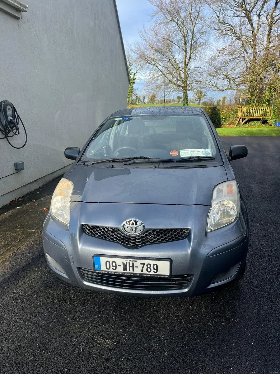 Toyota Yaris 2009 - Image 3