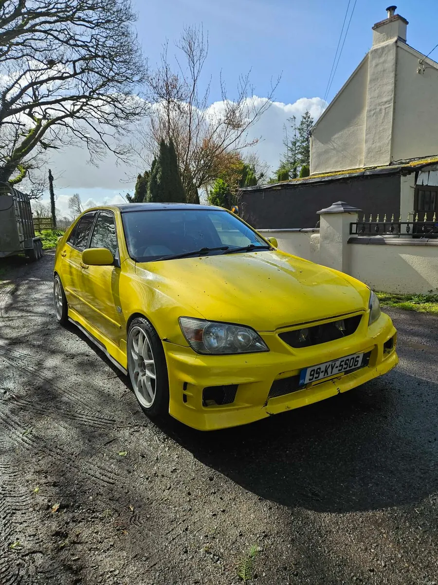 99 toyota altezza
4cylinder - Image 3