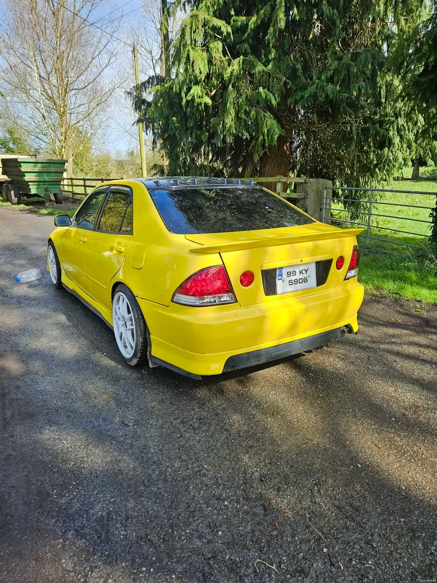 99 toyota altezza
4cylinder - Image 1