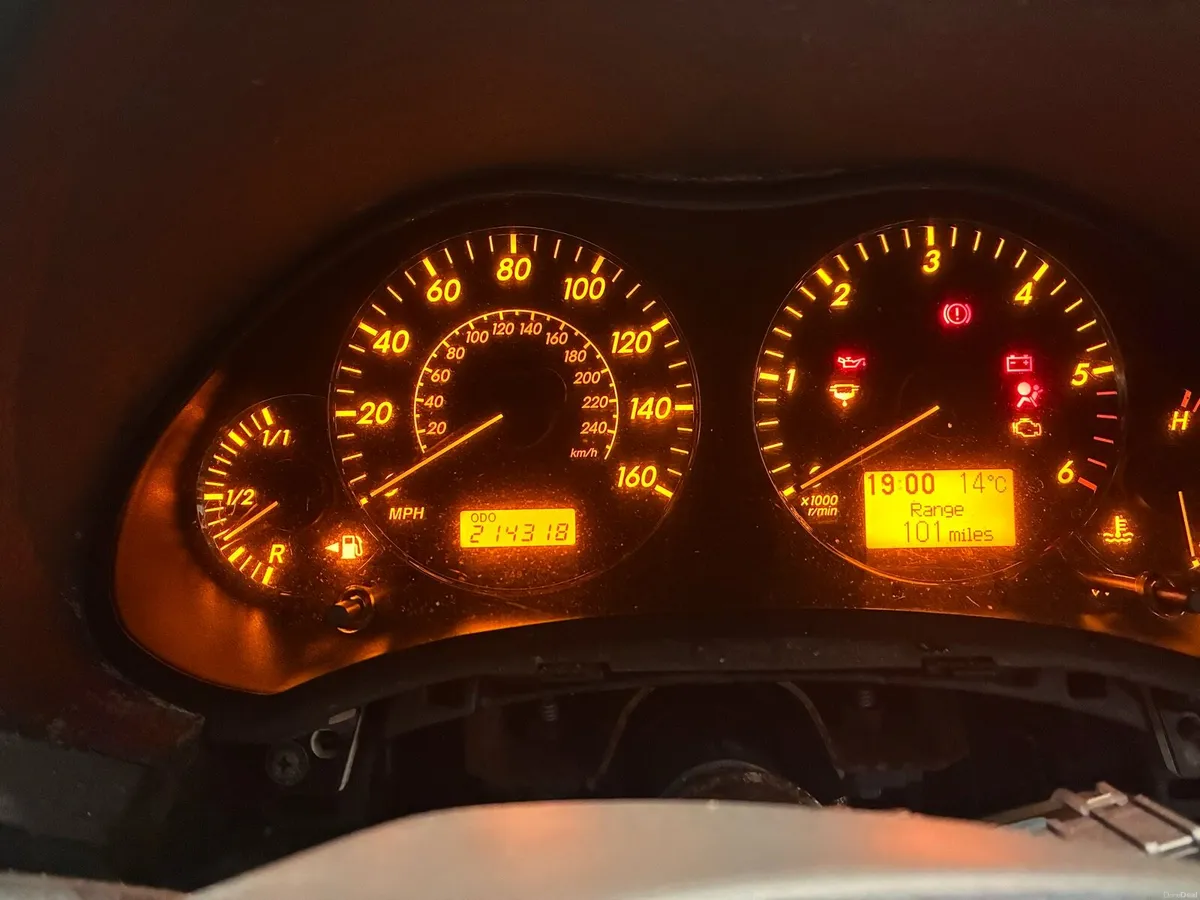 Toyota Avensis - Image 4