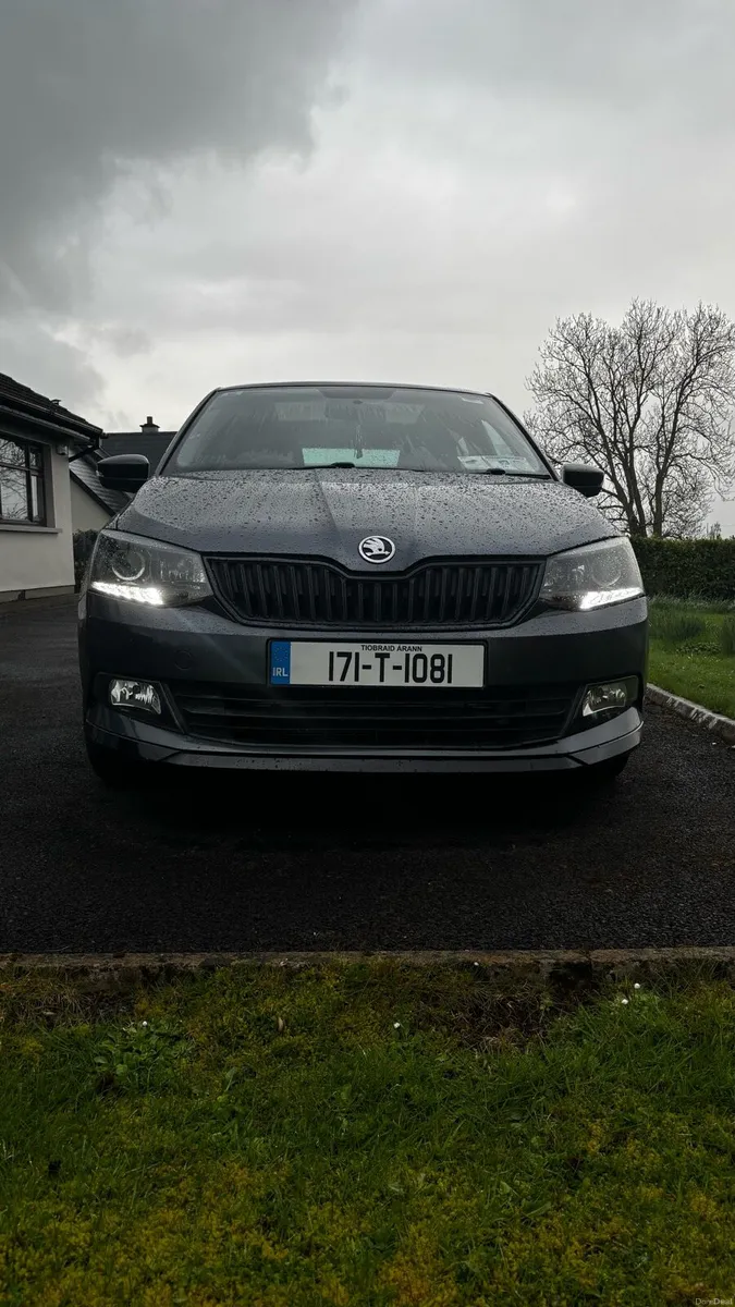 Skoda Fabia Monte Carlo 2017 - Image 2