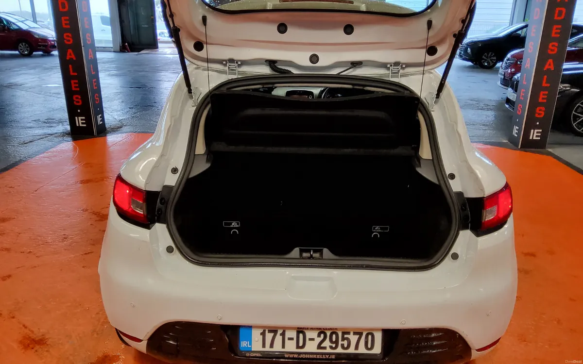 Renault Clio 2017 - Image 4