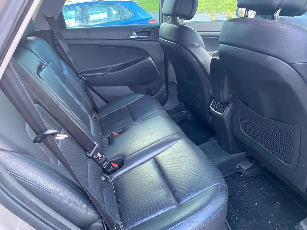 Hyundai Tucson Premium - Needs Engine repair - Image 2