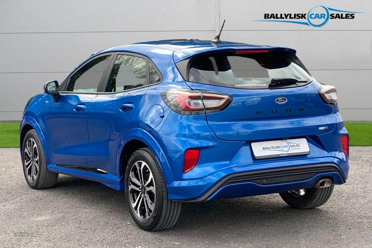 Ford Puma 1.0 125PS ST-Line Auto in Blue with 32K - Image 2