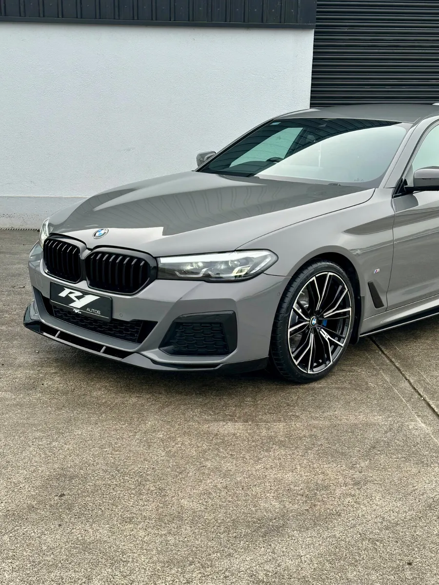 2021 BMW 520D MSPORT AUTO M PERFORMANCE - Image 2