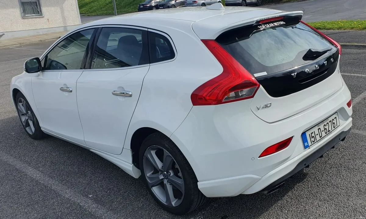 2015 Volvo V40 Petrol Automatic - Image 4
