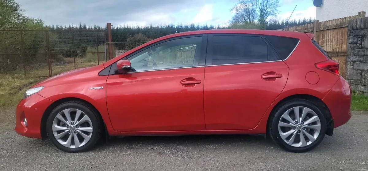 Toyota Auris Hybrid. - Image 4
