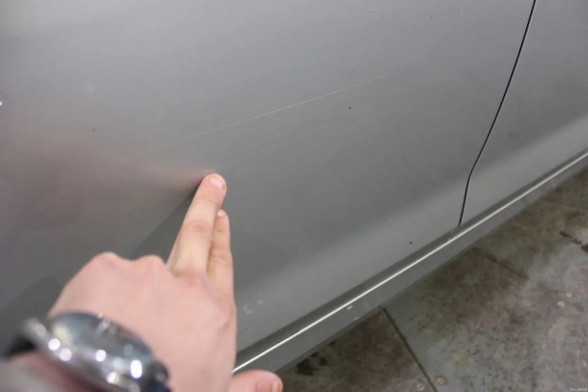 BMW 5-Series 520d SE 18" Auto - TENDER 18 - Image 4