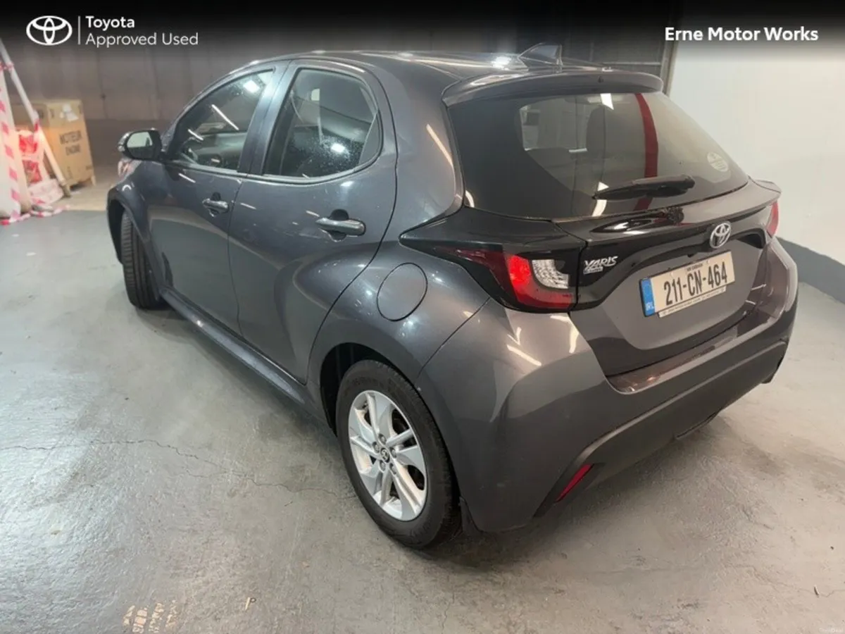 Toyota Yaris 1.0 LUNA 4DR*REDUCED BY €500* - Image 3