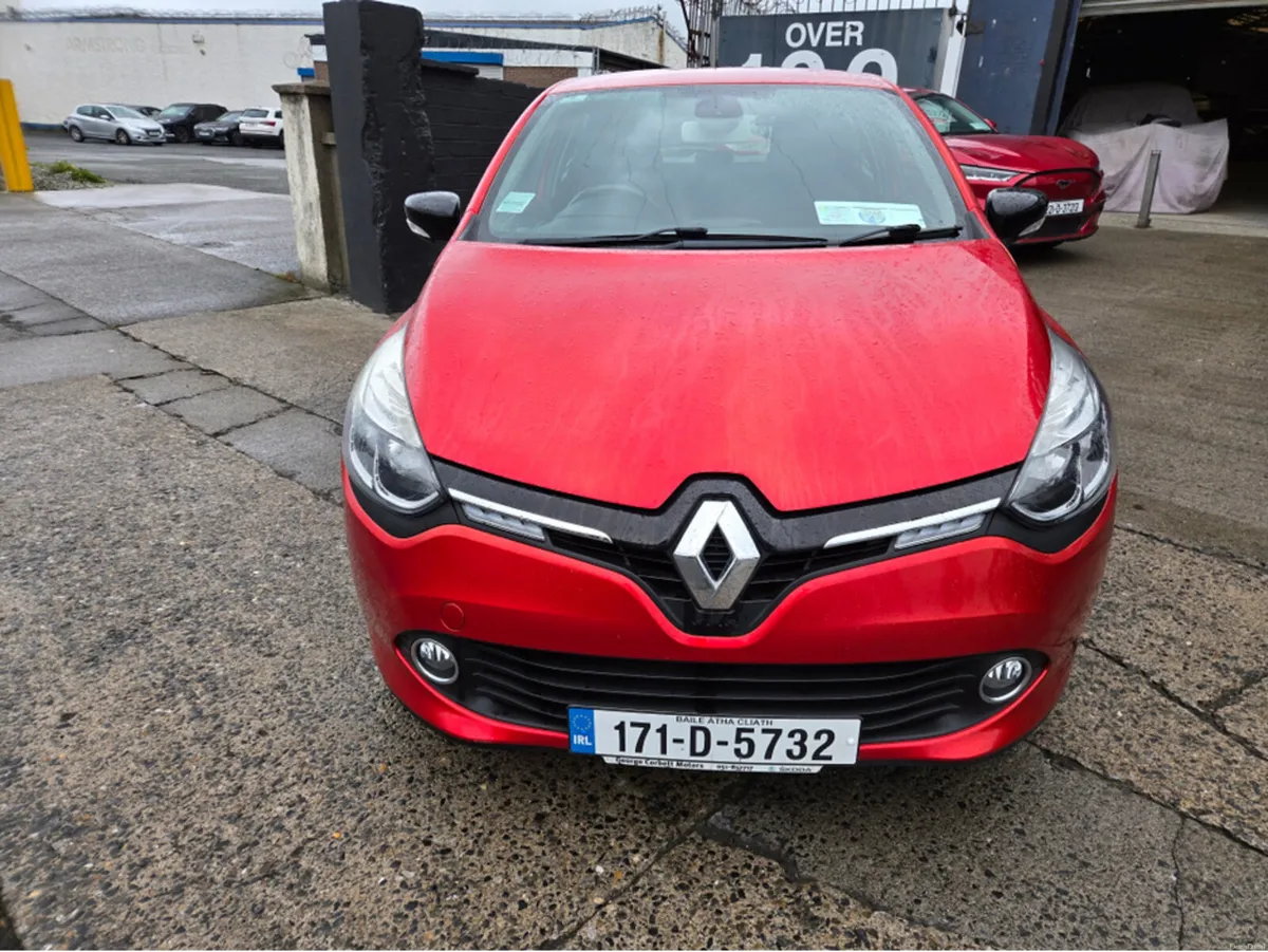 Renault Clio IV DYNAMIQUE S NAV 1.5 DC 4DR// STUNN - Image 3