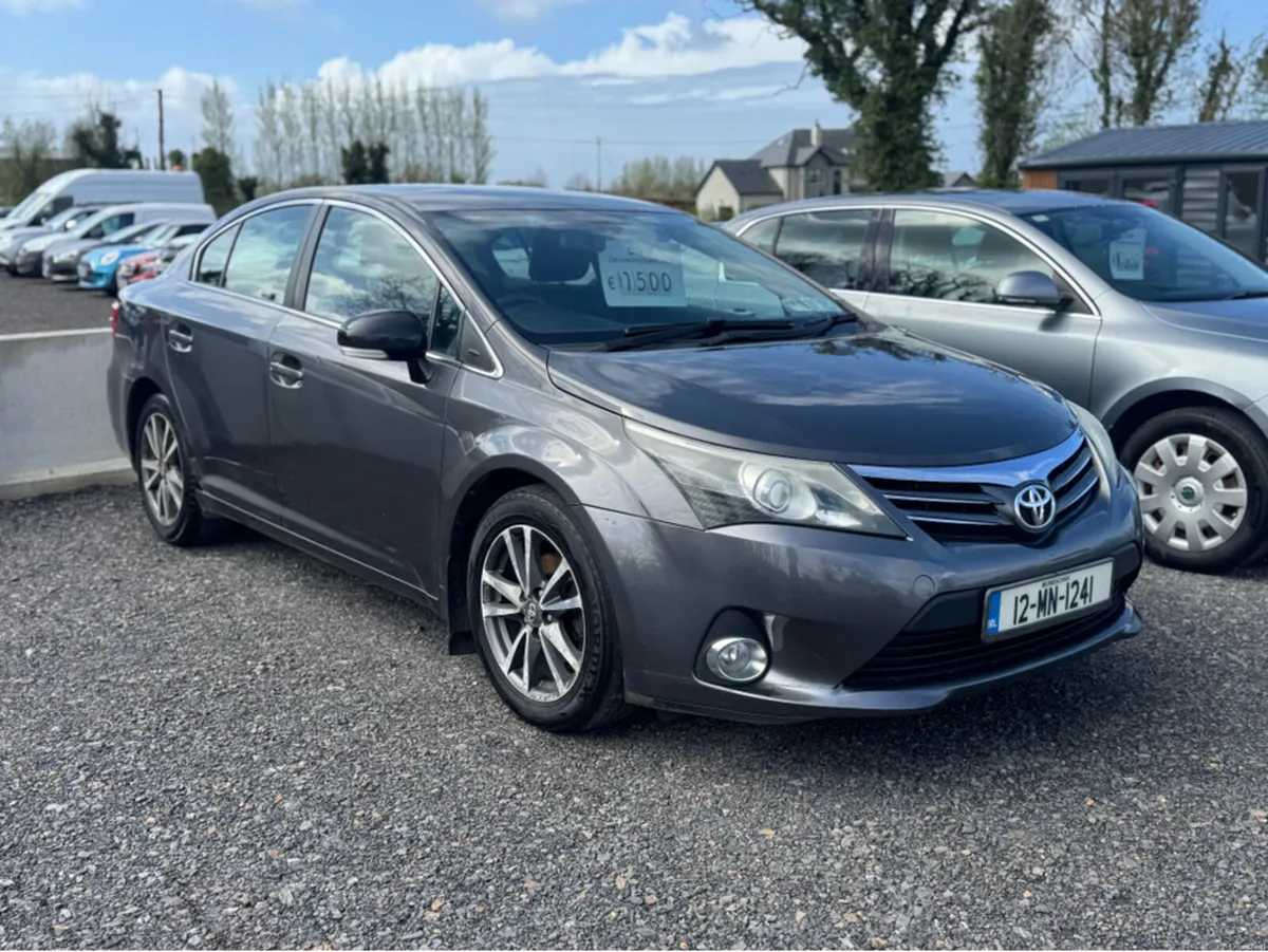 Toyota Avensis D-4D TR 4DR 2.0 OVERMOUNT - Image 1