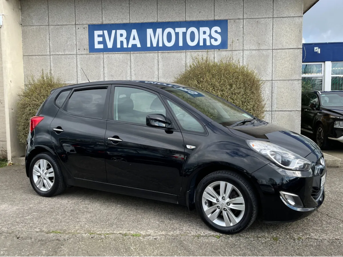 Hyundai ix20 DELUXE AUTOMATIC 1.6 PETROL - Image 3